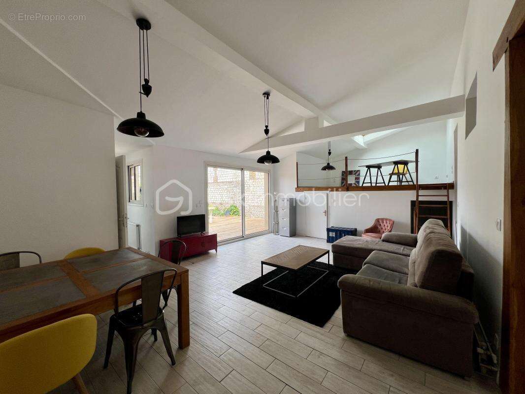 Maison à CAUDEBEC-LES-ELBEUF