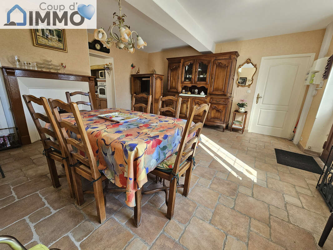 Maison à EAUX-PUISEAUX