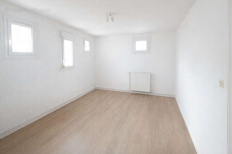 Appartement à AUDINCOURT