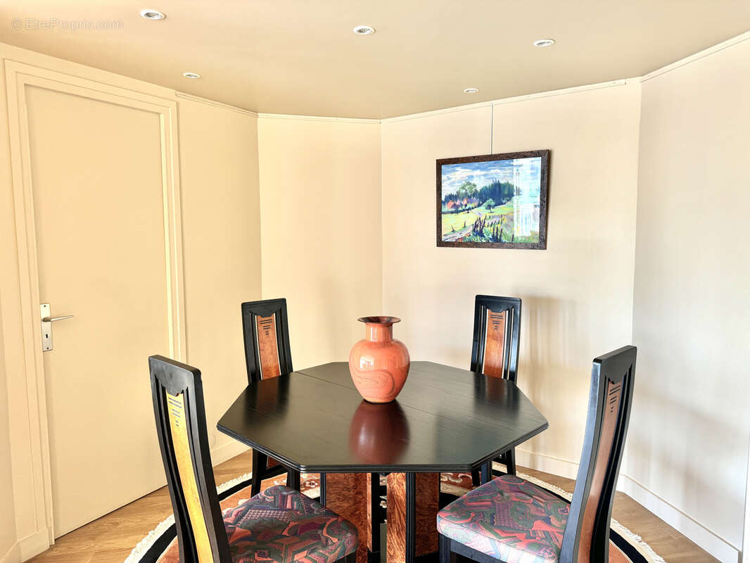 Appartement à SAINT-MANDE