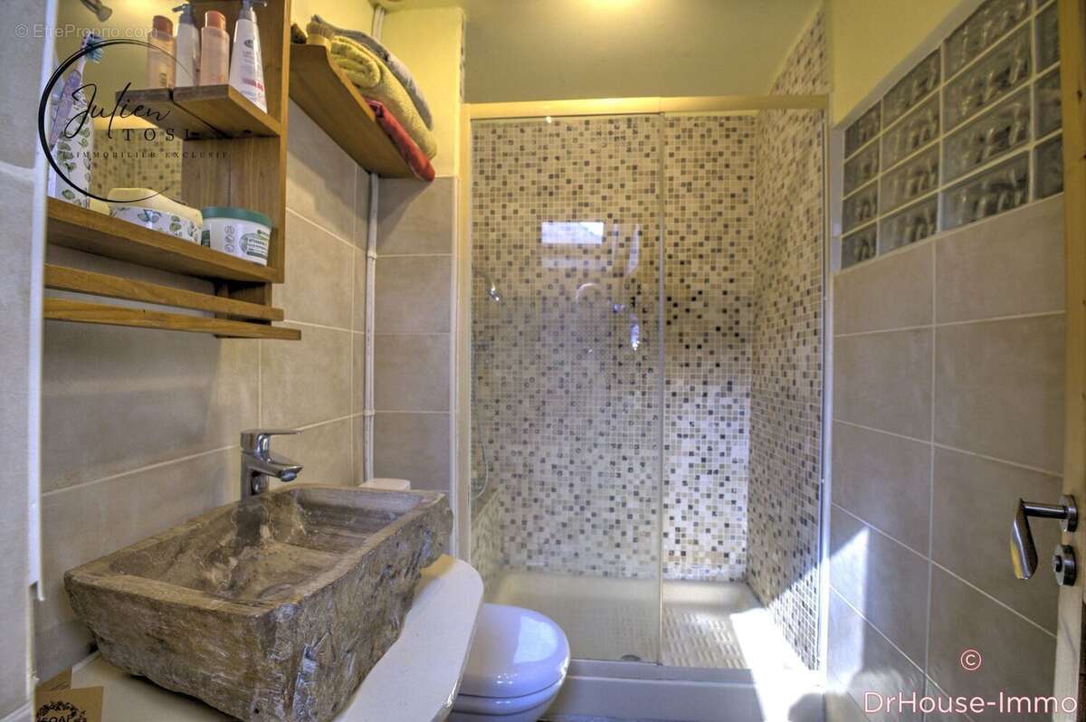 Maison à SAINT-VALLIER-DE-THIEY