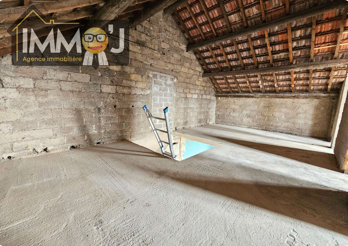 Maison à NEUVES-MAISONS