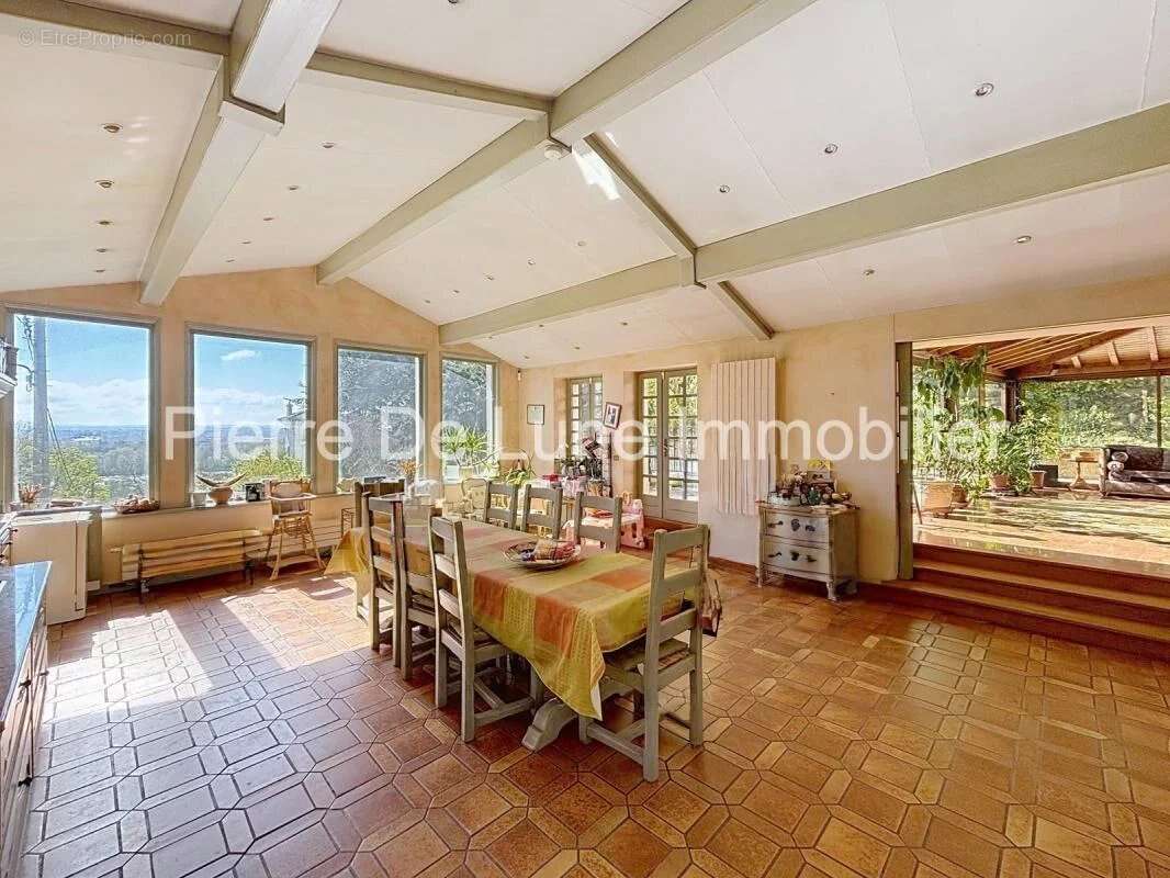 Maison à CALUIRE-ET-CUIRE