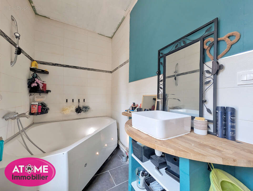 Maison de maître de caractère   262 m2   Terrain de 14,02 ares - photo 8