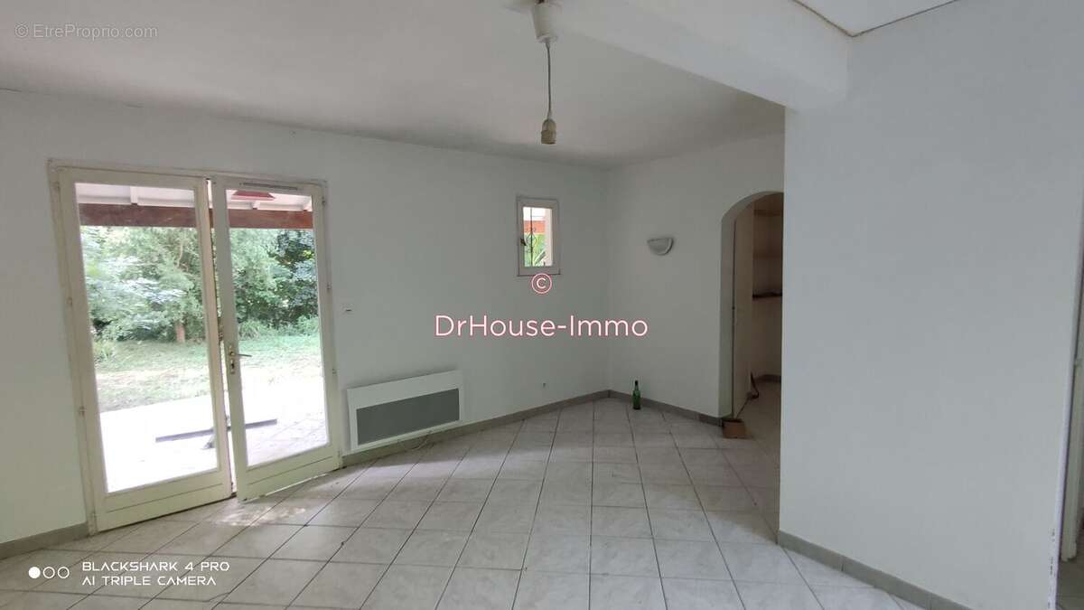 Maison 76 m² à Saint-Pardoux-Isaac  - photo 6