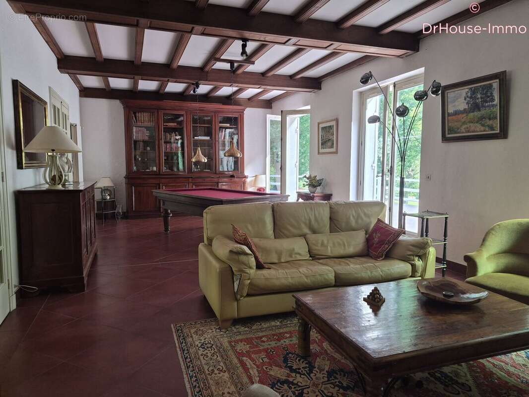 Maison à LE MAS-D'AGENAIS