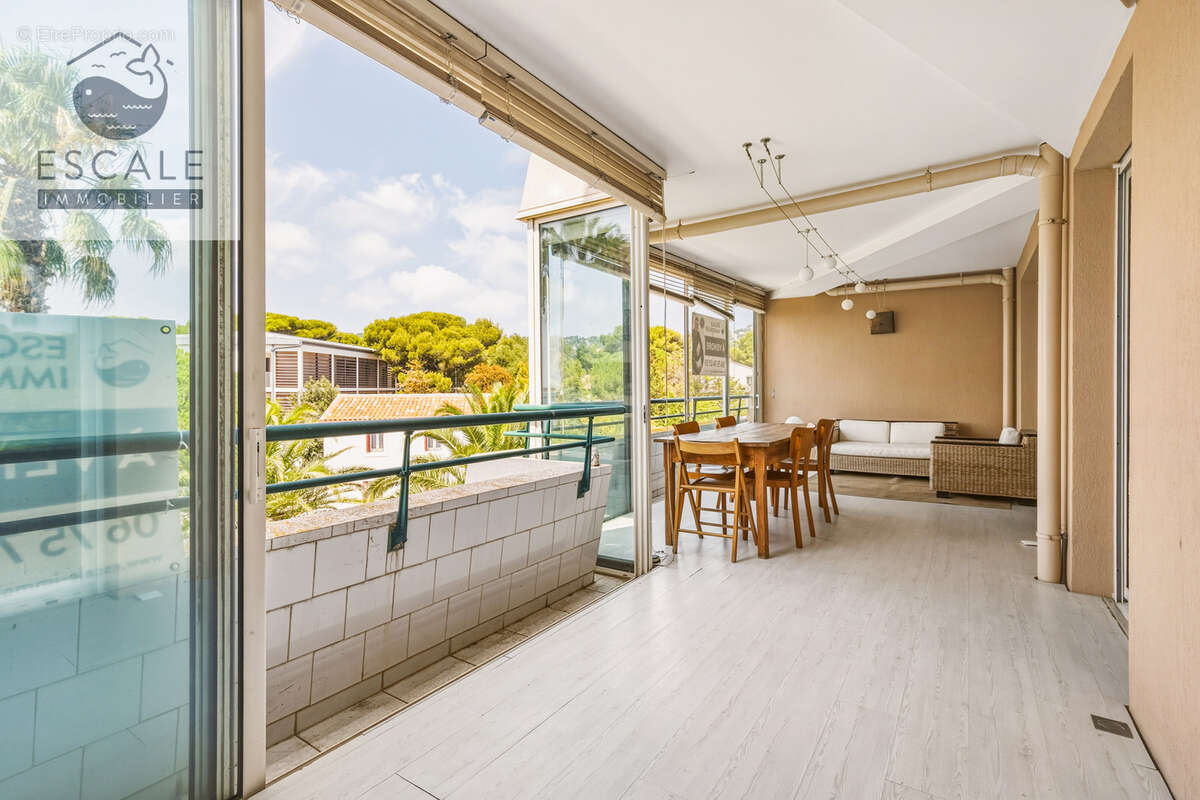 Vente grand type 2 + cellier coeur corniche a sete - photo 3