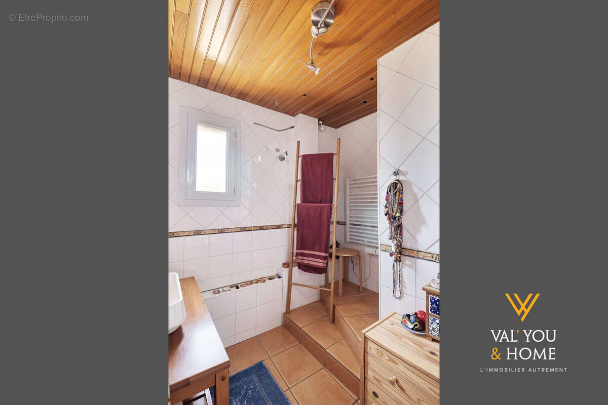 Appartement à SAINT-GENIS-LAVAL