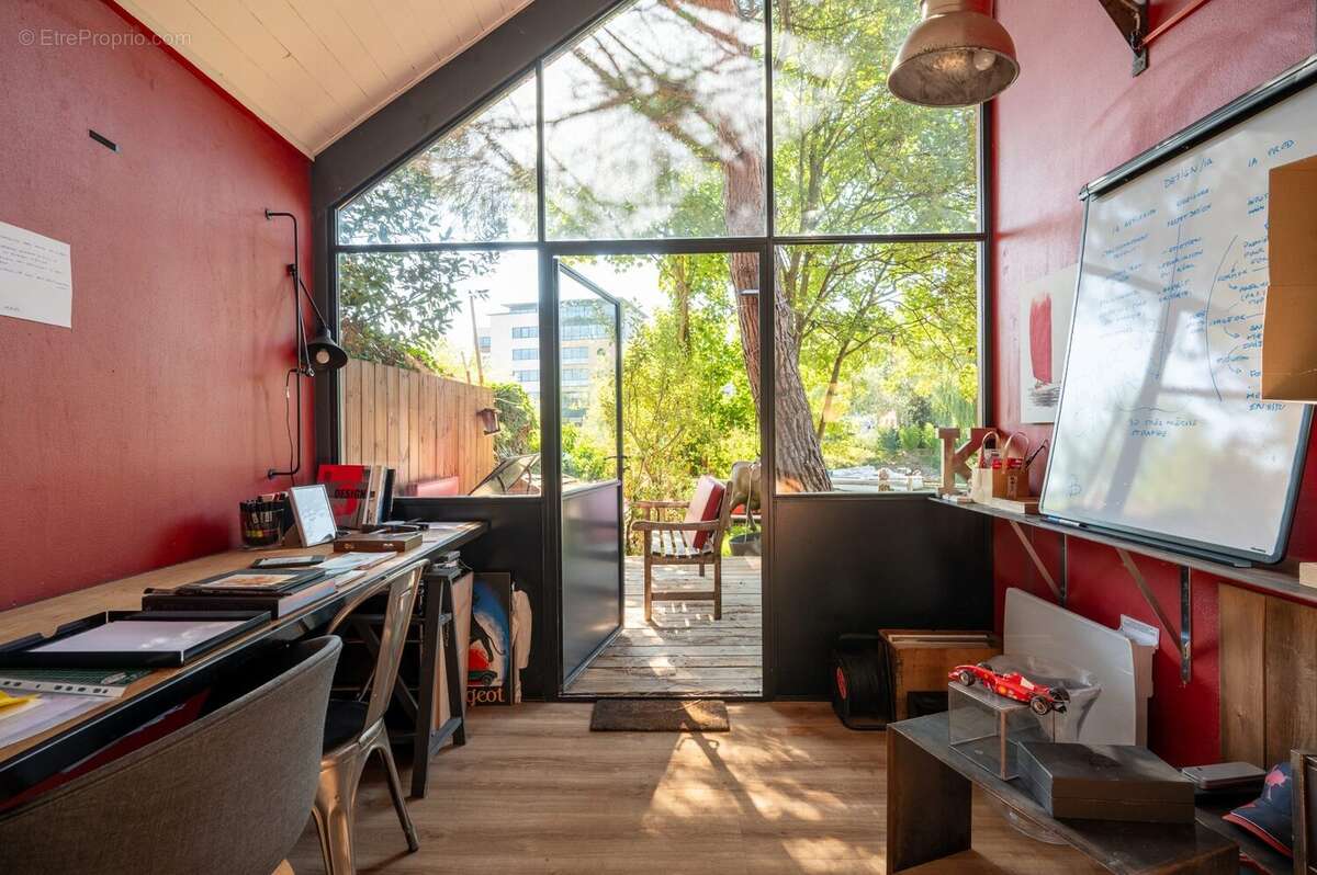 Maison à ISSY-LES-MOULINEAUX