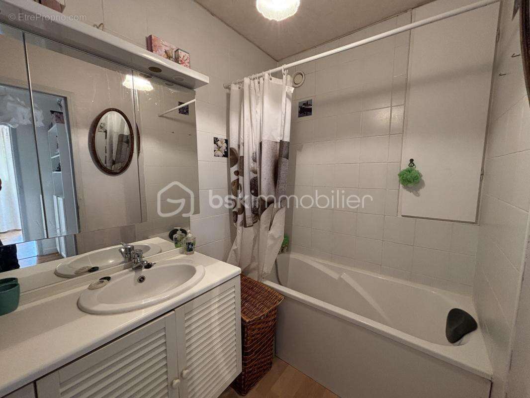 Appartement à CHAMBRAY-LES-TOURS