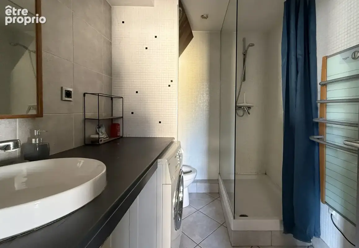 Saint-Jean   Rue Gadagne : rare T3 de 42 m2 au dernier étage avec ascenseur - photo 7