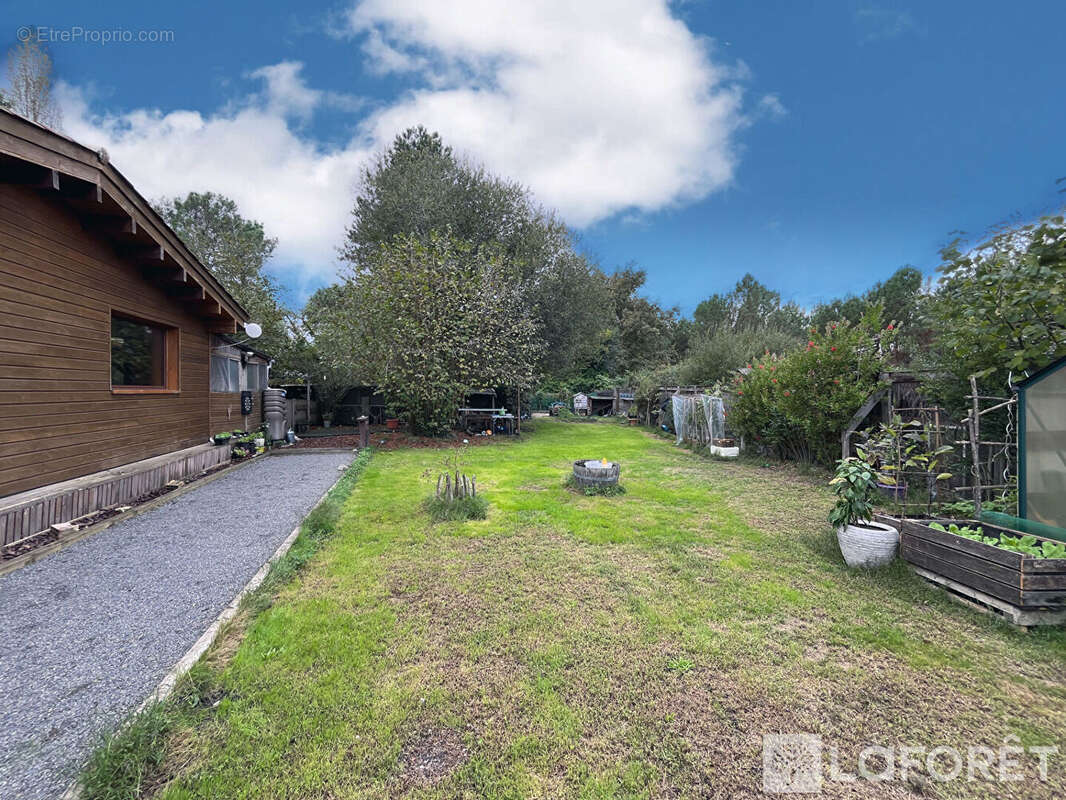 Maison à SAINT-MAGNE