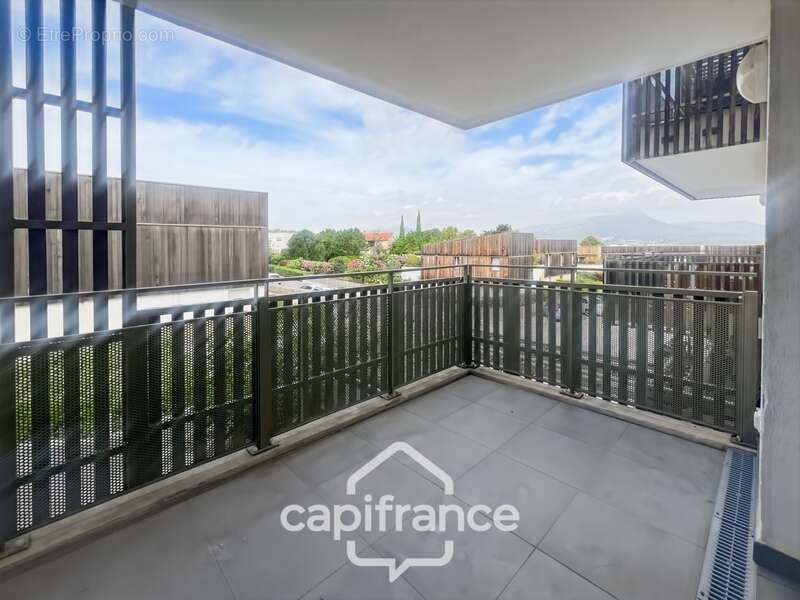 Appartement à LE PRADET