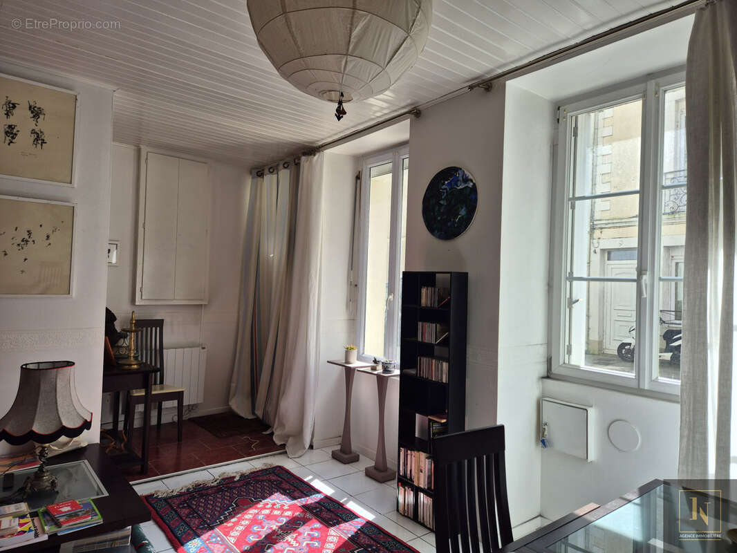 Maison à PAIMBOEUF