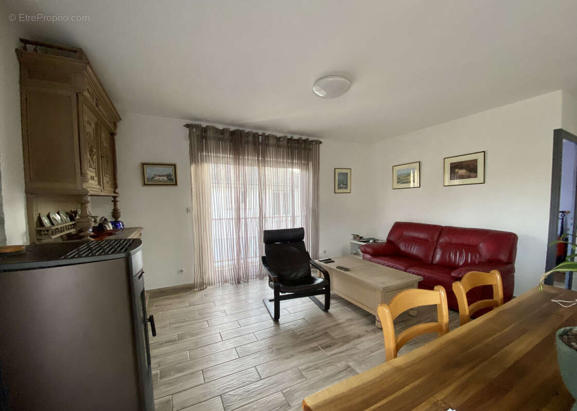 Maison à SAINT-LEGER-DES-VIGNES