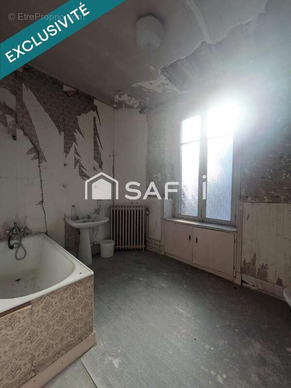 Maison 243 m² à Vire  - photo 9
