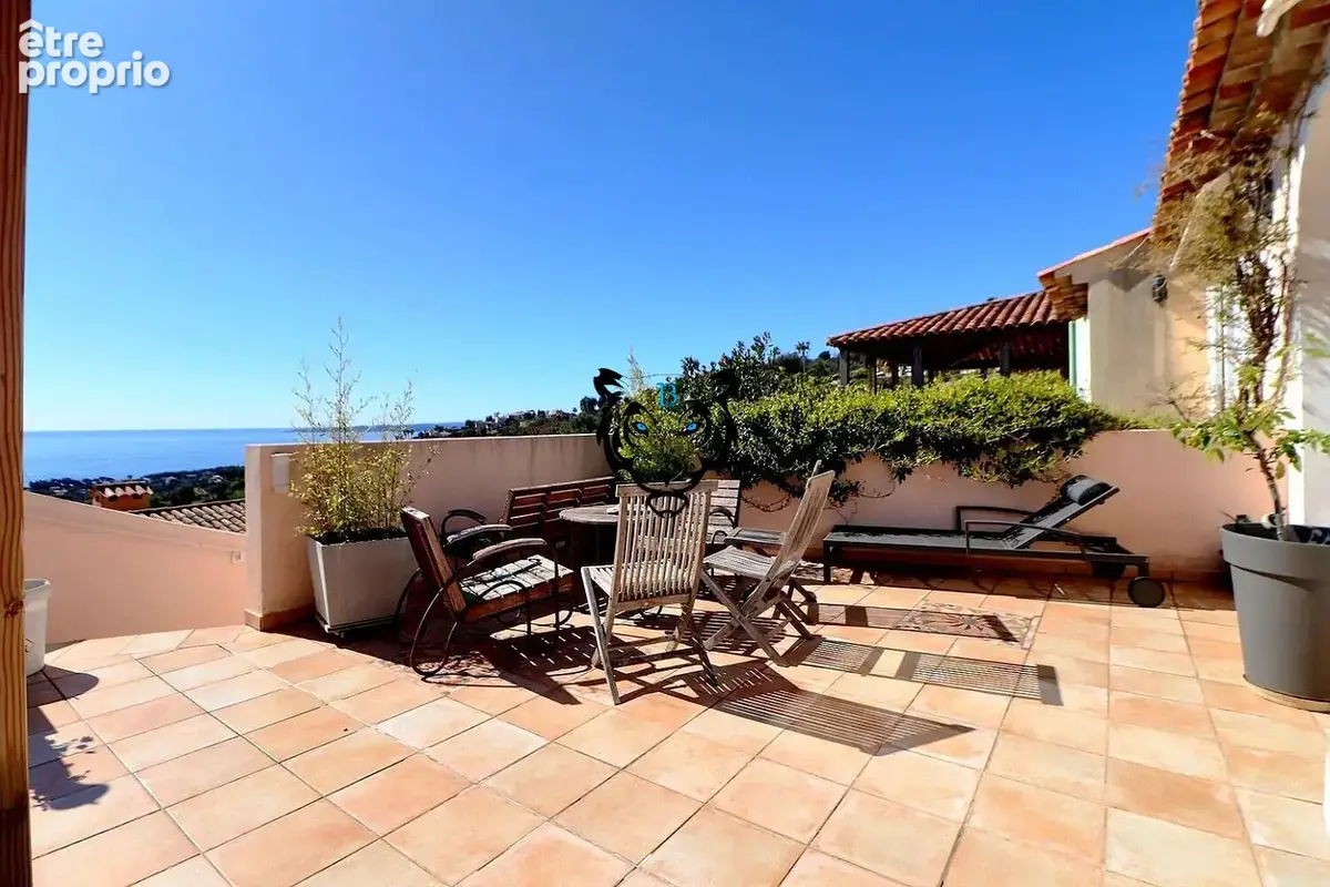 Maison Les Issambres 5 pièce(s) 100 m2 VUE MER PANORAMIQUE - photo 2