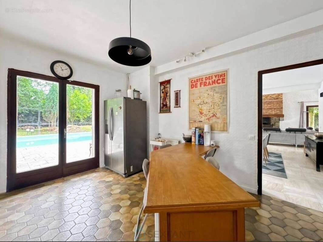 Maison à SAINT-SAUVEUR-SUR-ECOLE