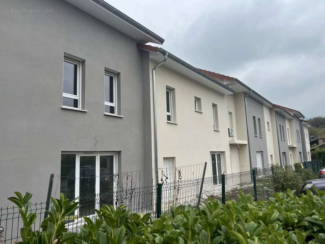 Maison à SAINT-ROMANS