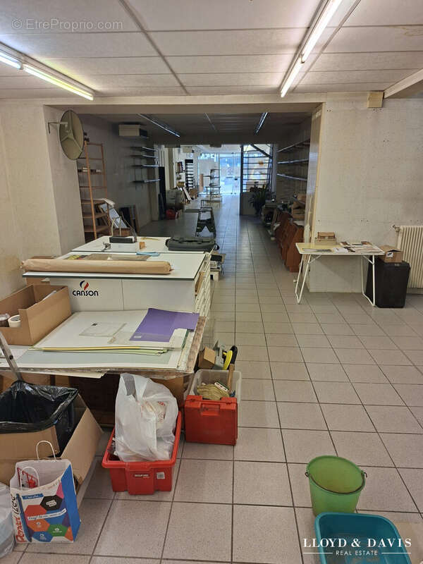 4 - Commerce à ANGOULEME