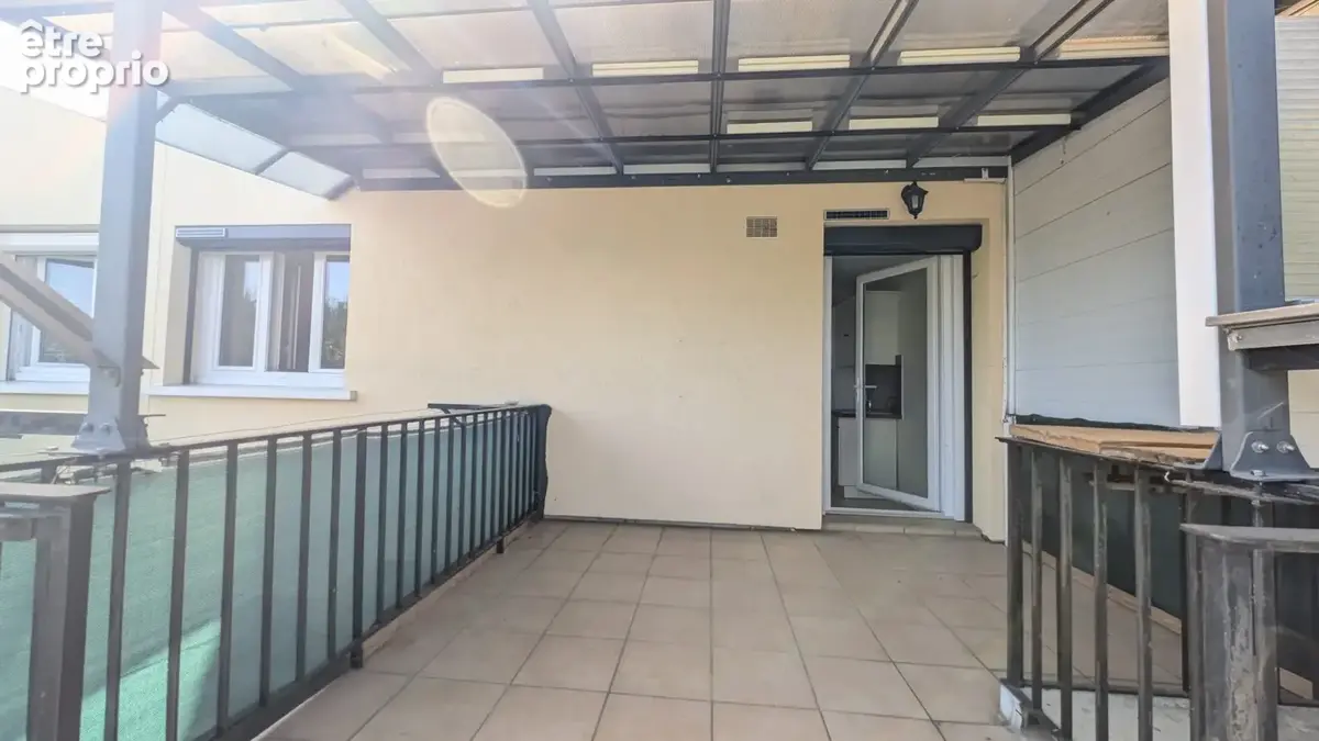 Maison 117 m² à Le Cendre  - photo 8
