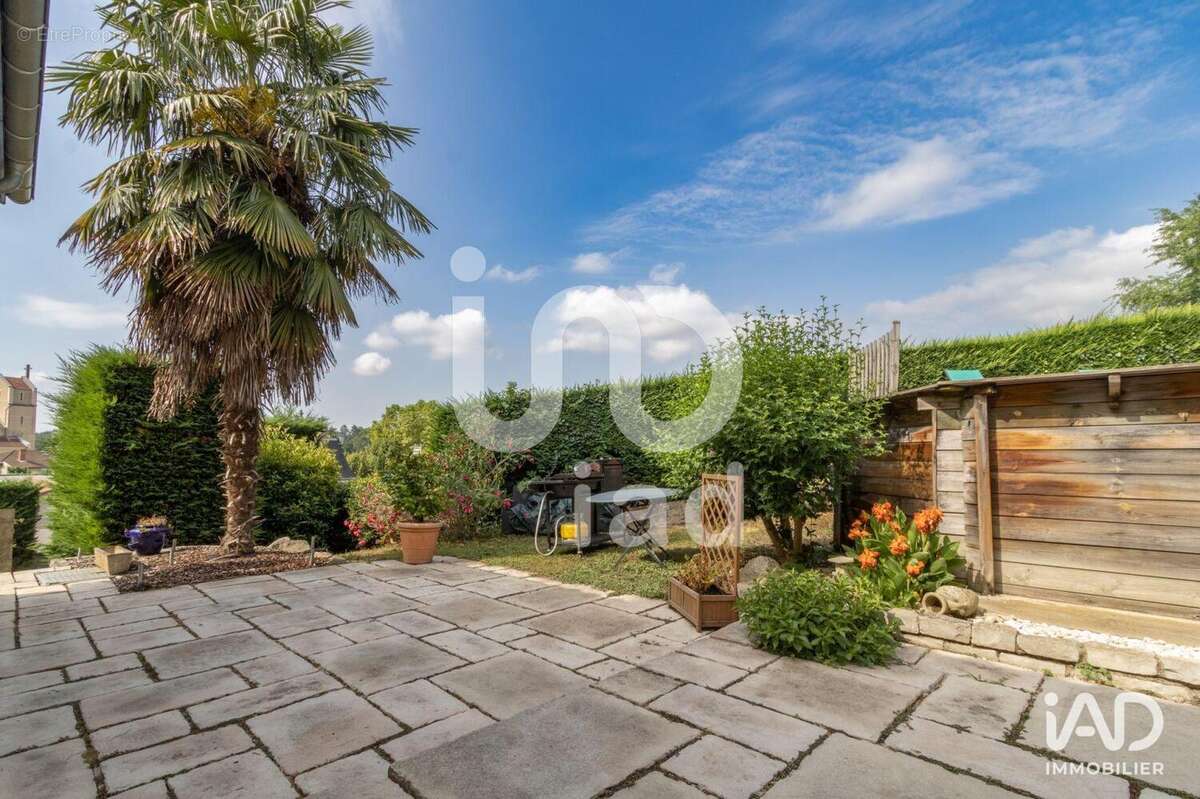 Photo 9 - Maison à CHARBONNIERES-LES-BAINS