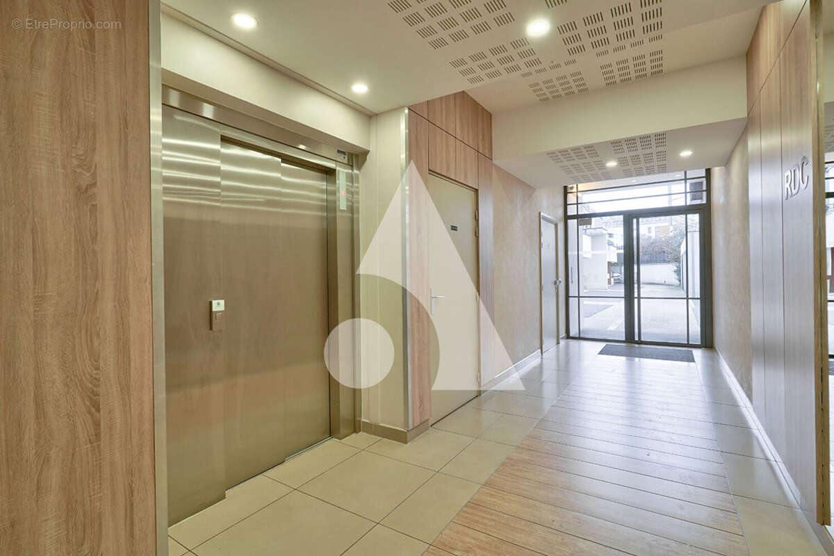 Appartement à SAINT-OUEN