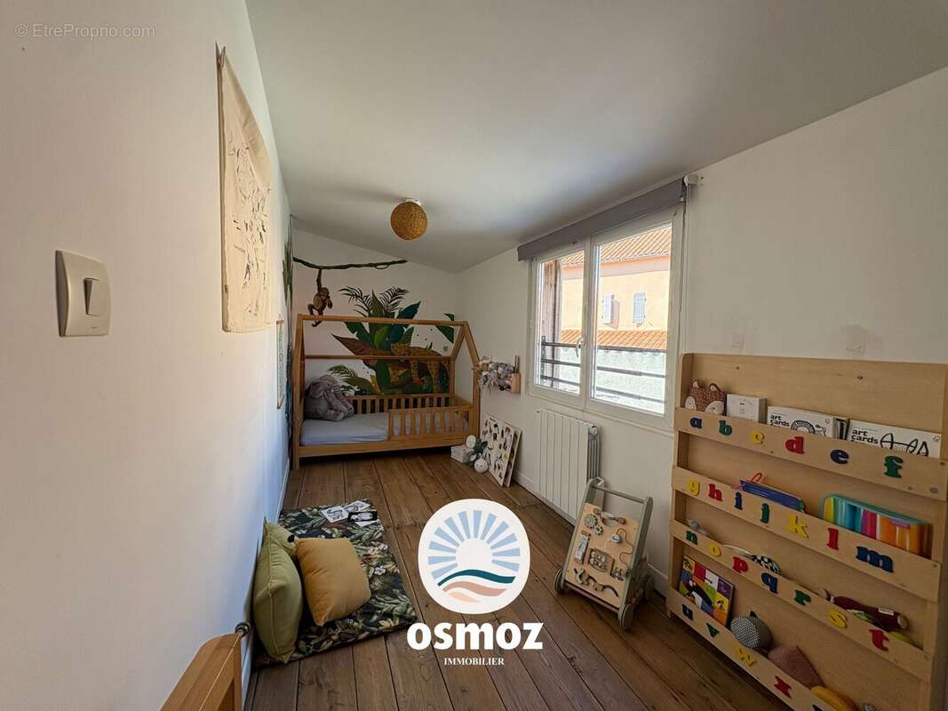Maison 79 m² à La Rochelle  - photo 7