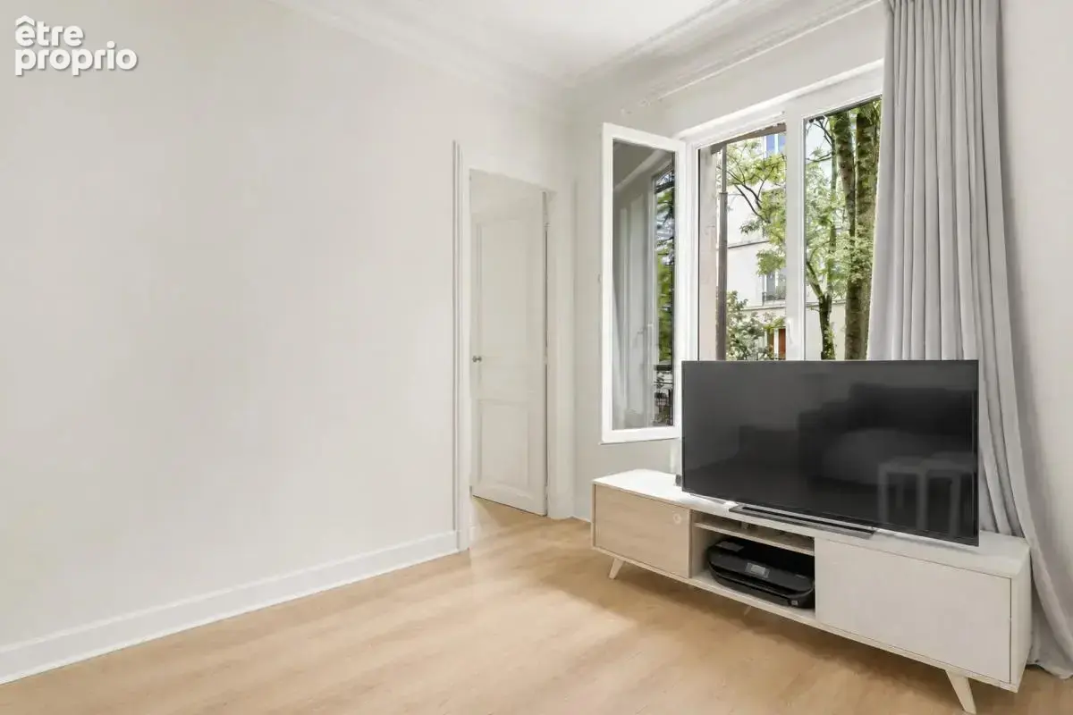 Appartement de 2 pièces de 36 m² situé à Paris - photo 4