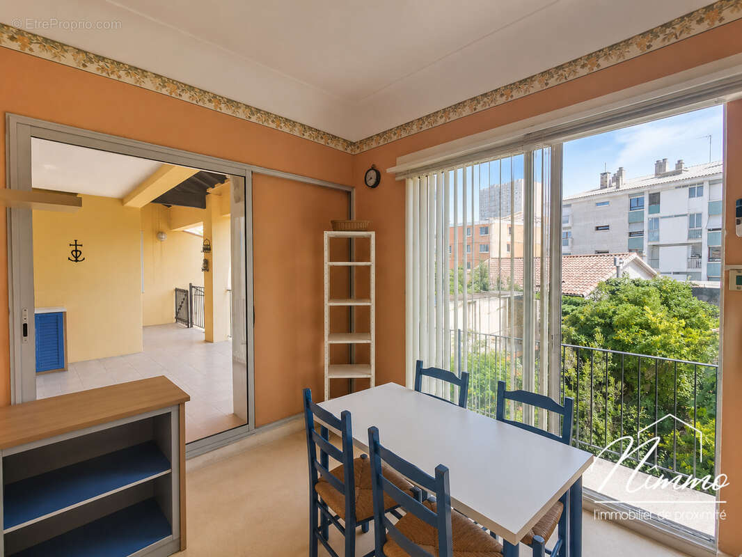 Appartement à NIMES