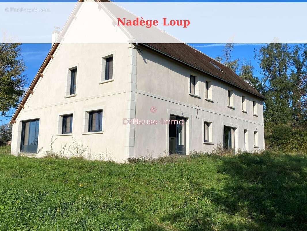 Maison 310 m² à Sainte-Colombe-Sur-Loing  - photo 8