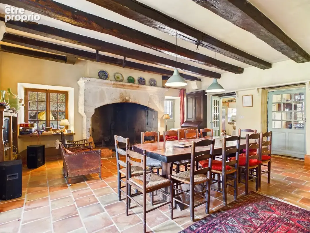 Trois maisons situées dans un endroit paisible proche d'une belle ville bastide - photo 3