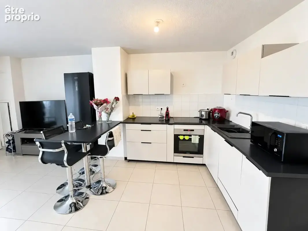 À vendre – superbe duplex t4 de 81 m² avec entrée indépendante, deux terrasses et garage - photo 3