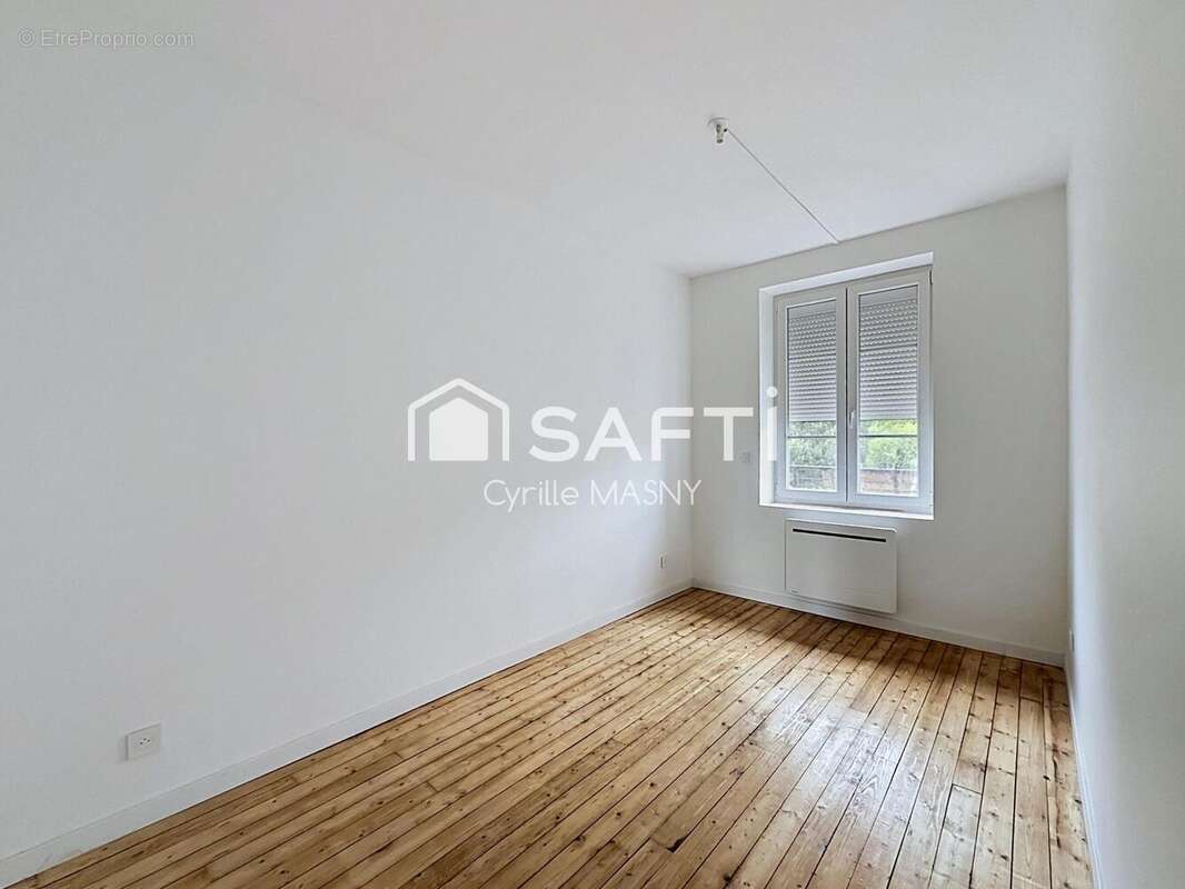 Photo 4 - Maison à BAZANCOURT