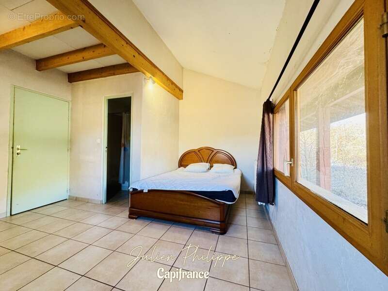 Maison à LA BATIE-MONTSALEON