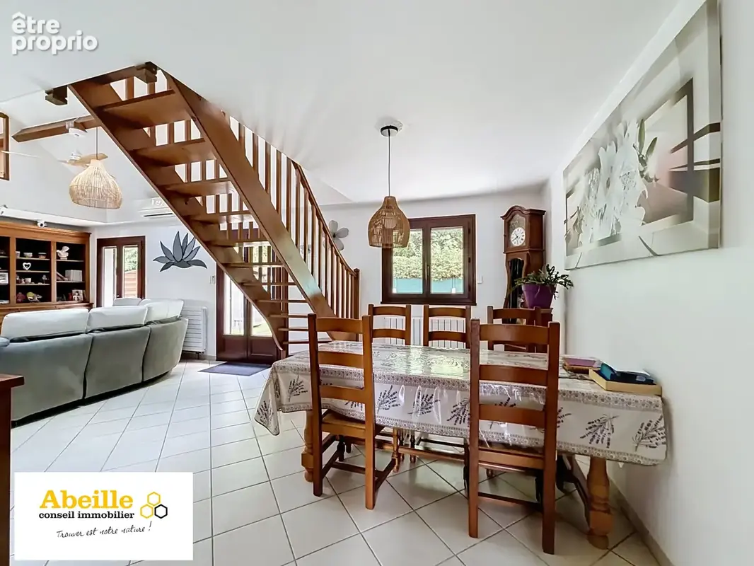 Maison traditionnelle de 117 m2 sur cave totale terrain 539 m2 - photo 5