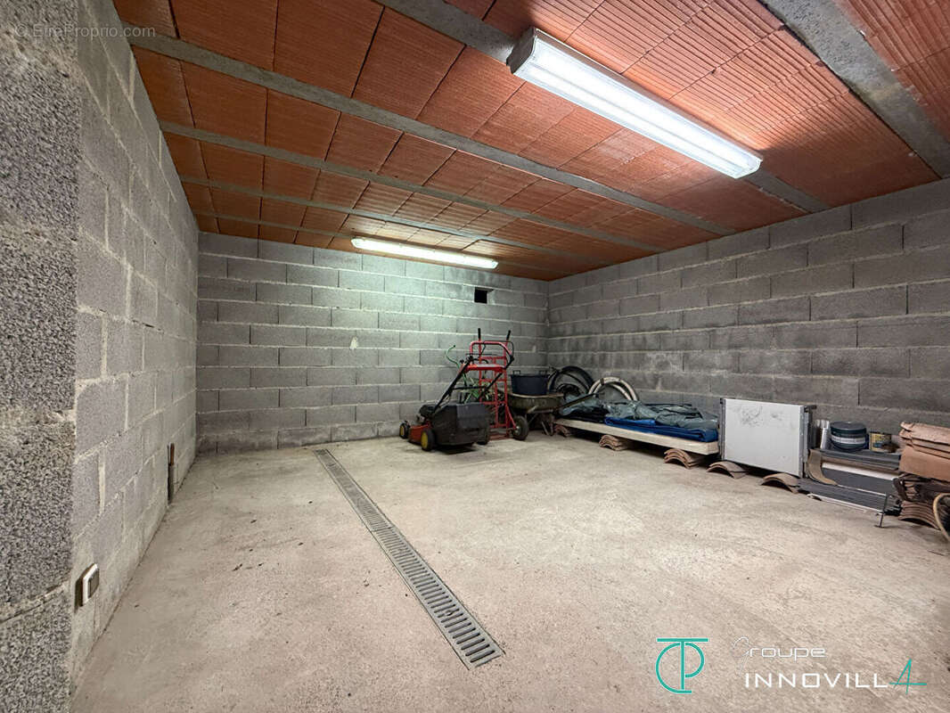 Maison à LAPEYROUSE-FOSSAT