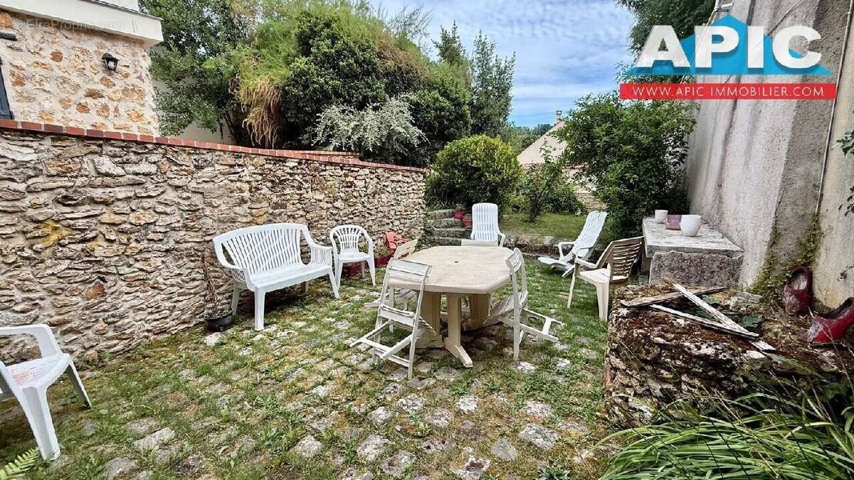 Maison 229 m² à Groslay  - photo 23
