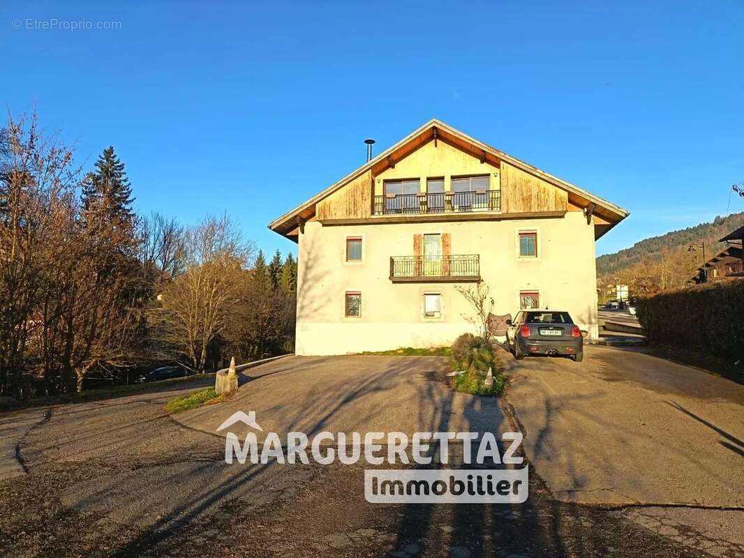 Appartement à HABERE-LULLIN