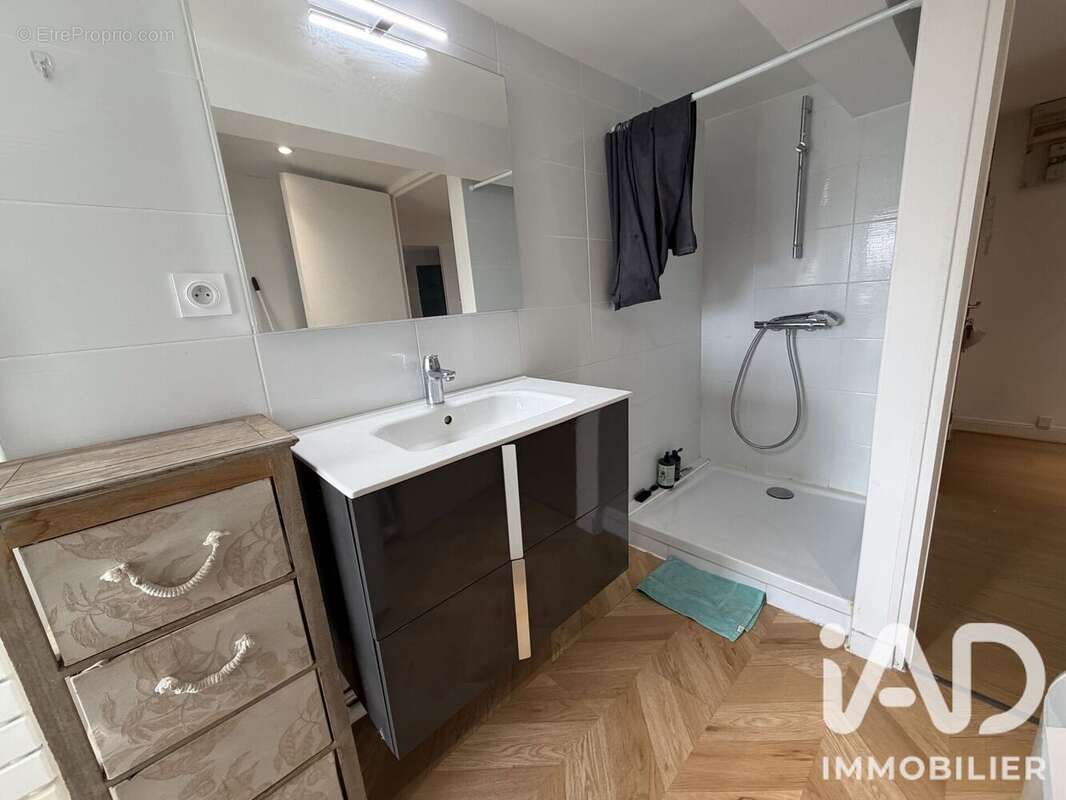 Appartement 32 m² à Redon  - photo 4