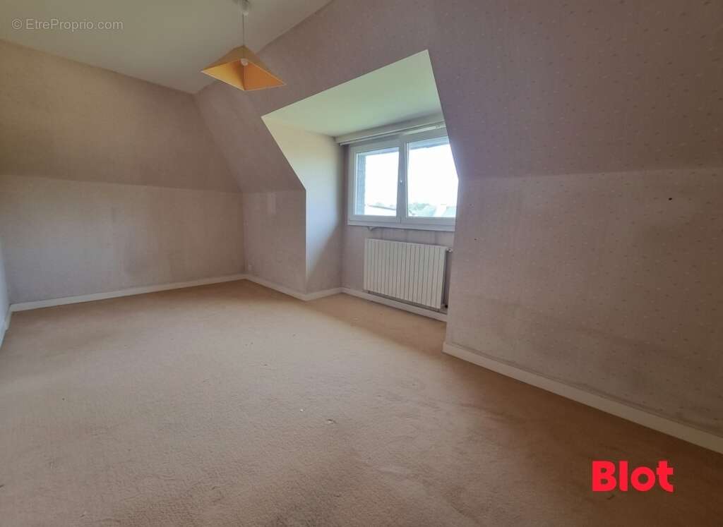 Maison 175 m² à Melesse  - photo 8