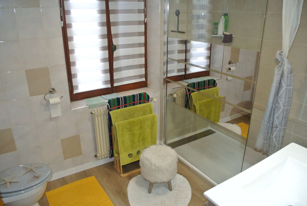 Maison à SAINTE-BAZEILLE