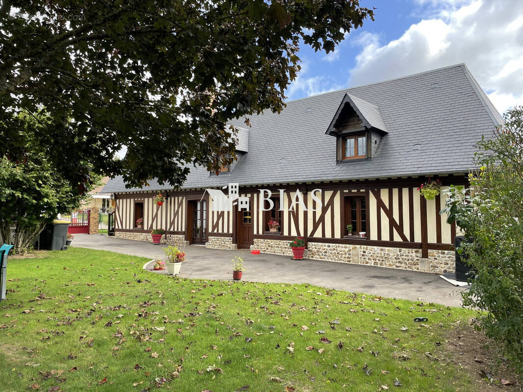 Maison à LE GROS-THEIL