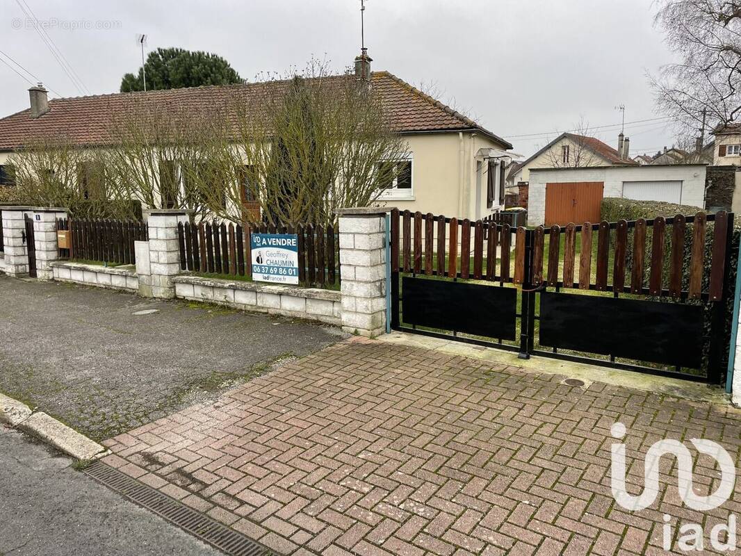 Photo 1 - Maison à CREPY-EN-VALOIS