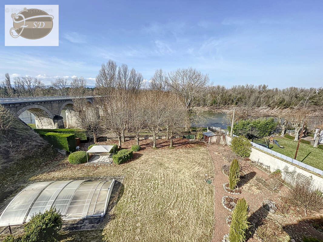 Maison à ANDREZIEUX-BOUTHEON