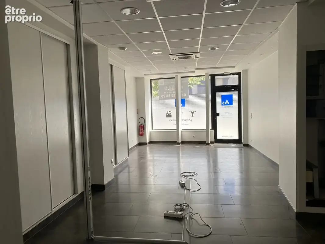 STRASBOURG   Local professionnel de 58 m2 proche de la gare - photo 2
