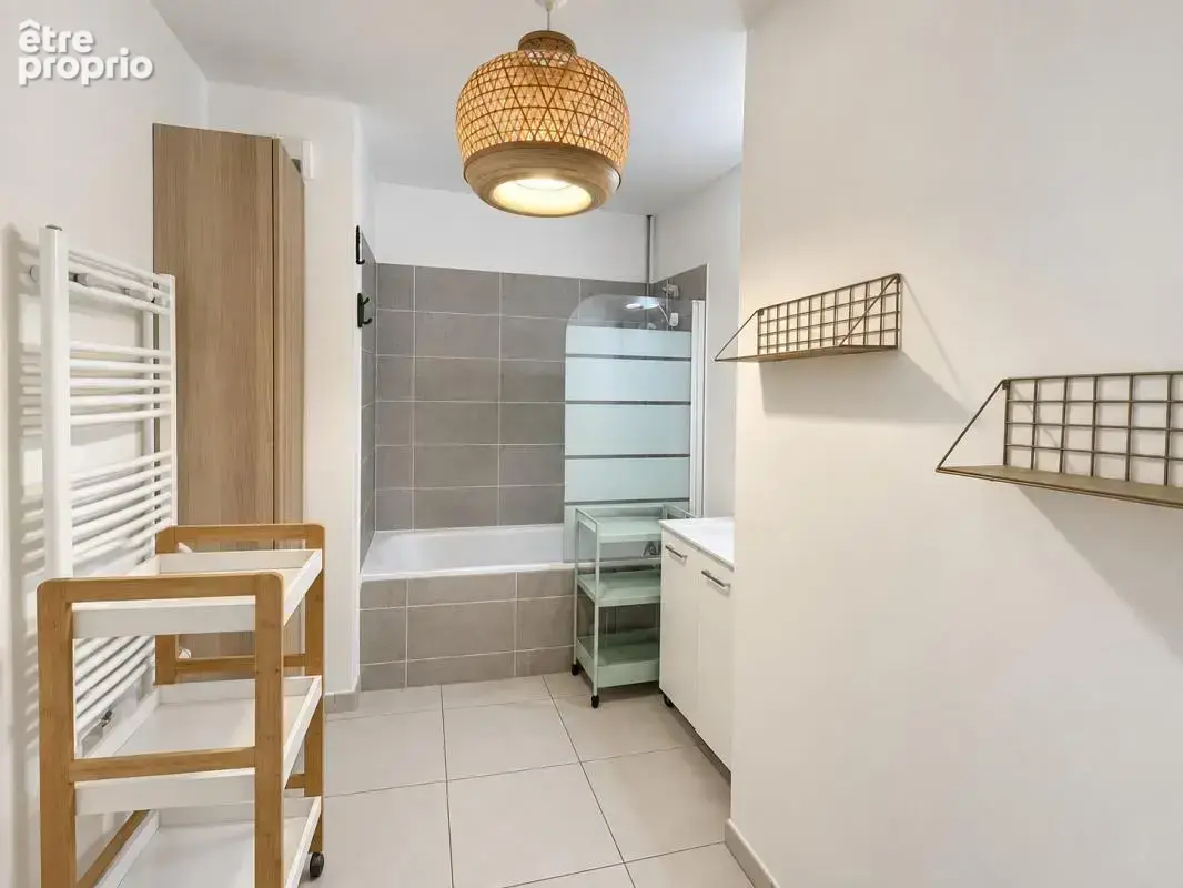 Appartement F2 42m² clef en main copro 2021 avec parking à Drancy (93700) - photo 7