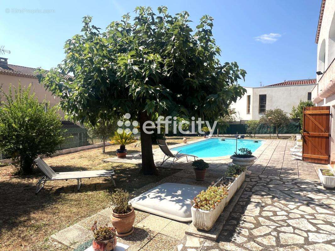 Maison à MOUGINS