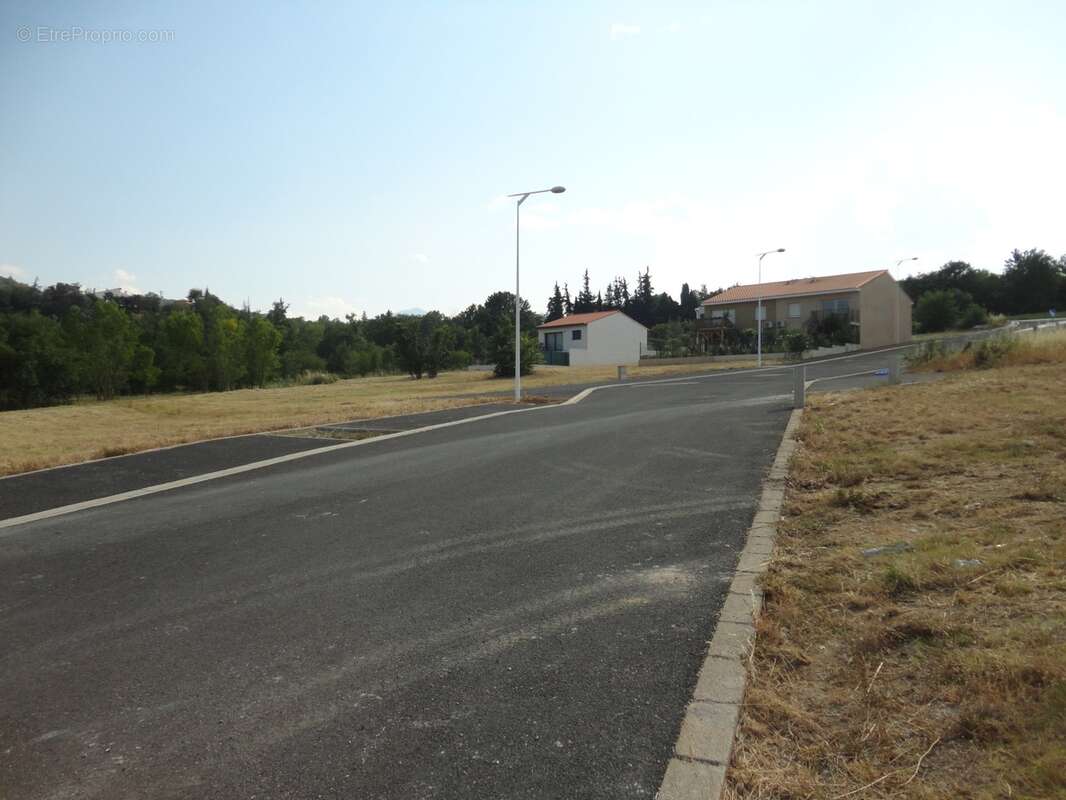 Dpt Pyrénées Orientales (66), à vendre PRADES Terrain constructible 421 m², 3 faces, libre constructeur - photo 10