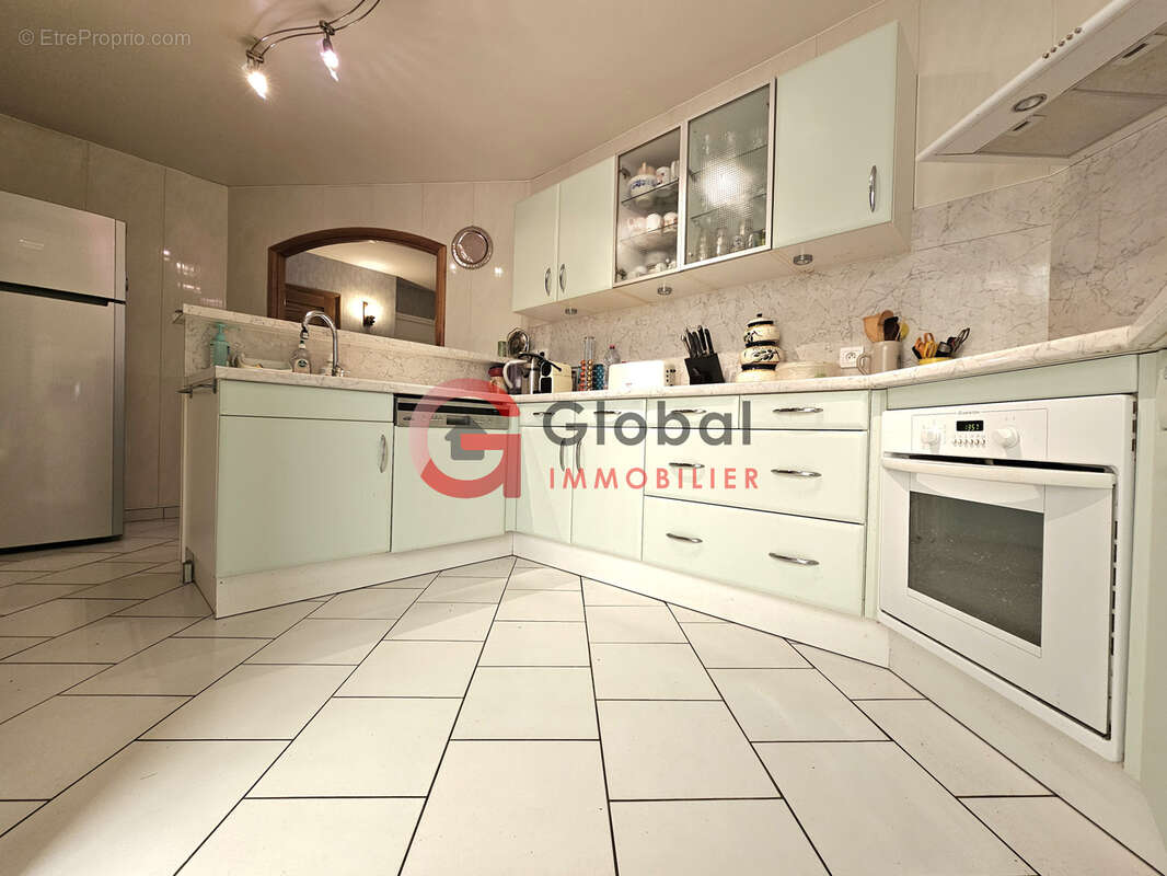 Villa familiale T6 155 m2/ 918 m2 - photo 4